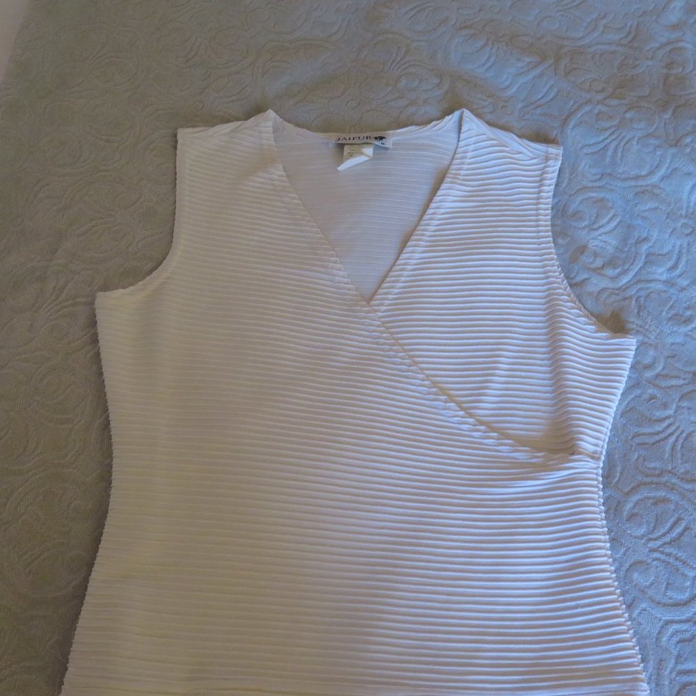 Stretch cross over v neck tank